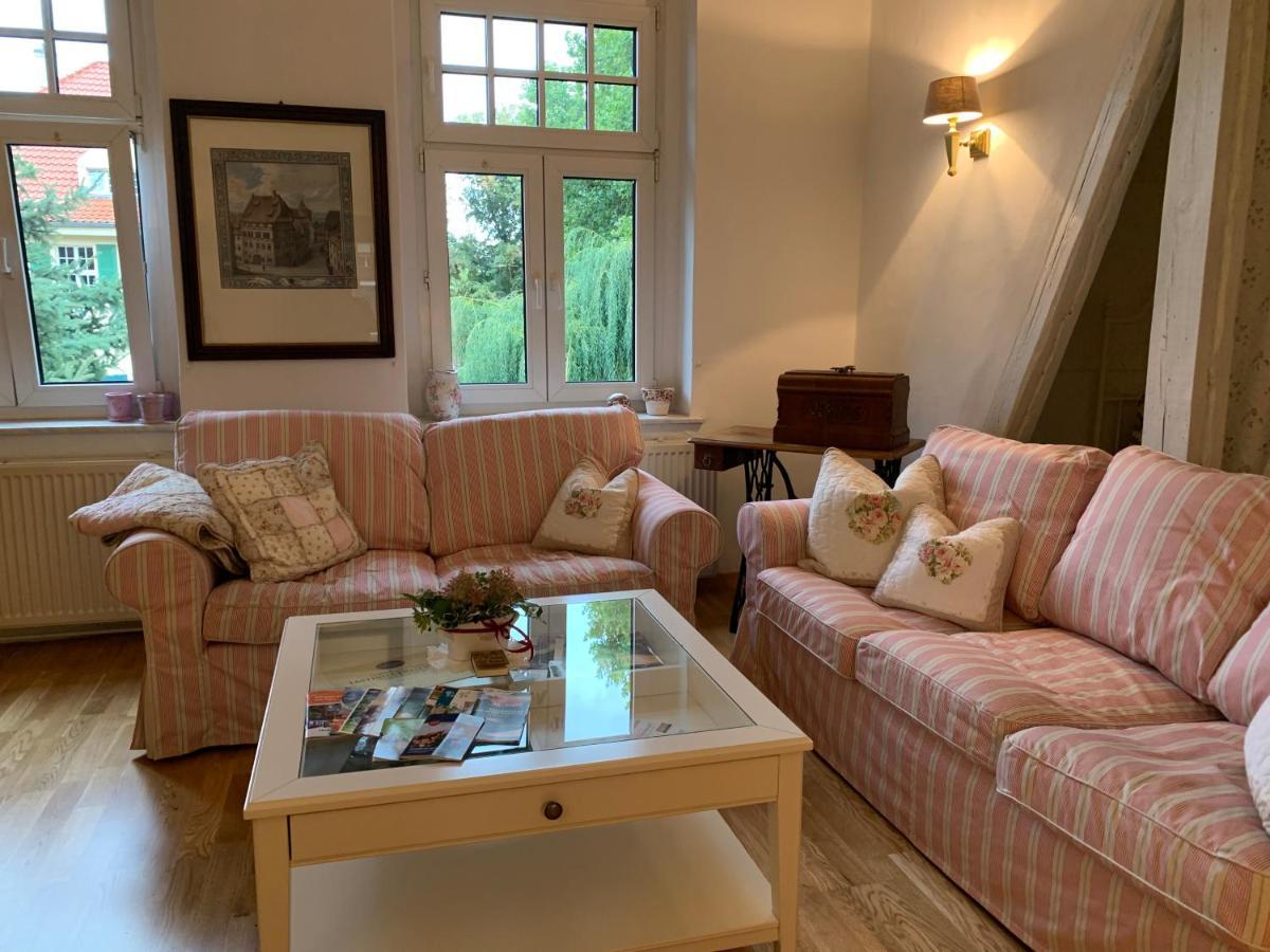 100 Qm Ferienwohnung Am Heiligen Brunnen เควดลินบวร์ก ภายนอก รูปภาพ
